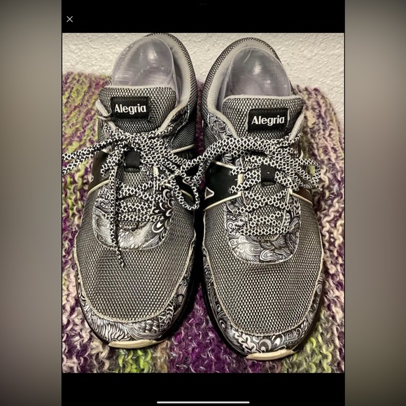 Alegria | Shoes | Traq By Algeria Size Syncs To Traq App To Count Steps ...